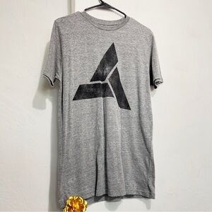 Men's Gray Graphic Tee  : Box X: